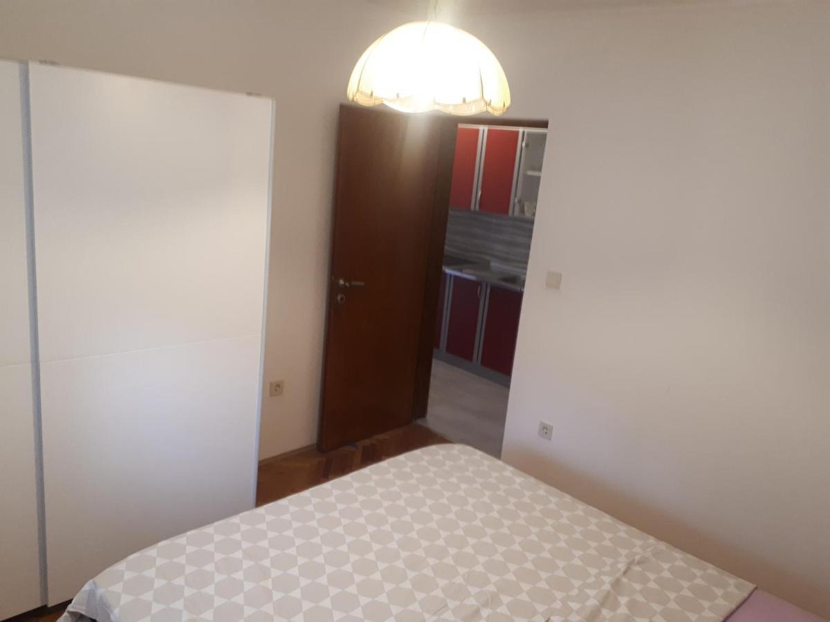 Apartments Mamich Kaštela Екстериор снимка
